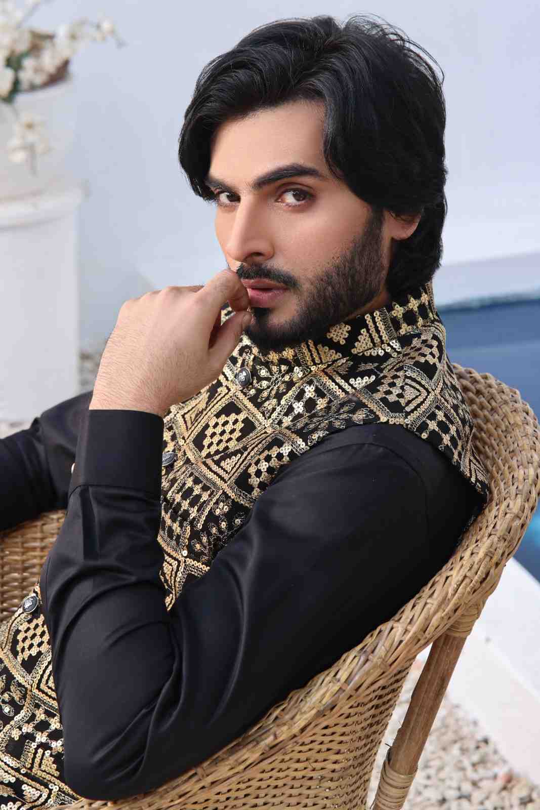 Haritage: Black and Gold Waistcoat