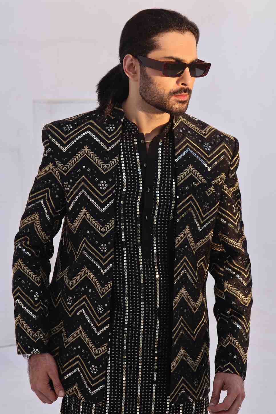 Geometric zigzag Prince Coat Black