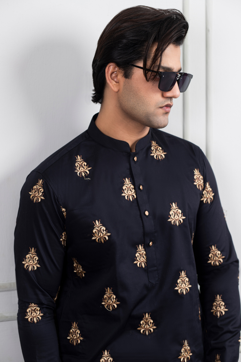 Black Embroidered Kurta Pajama