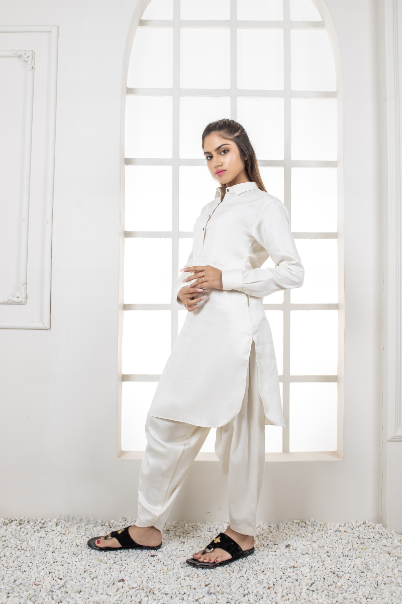 Al Aris Pearl White For Her