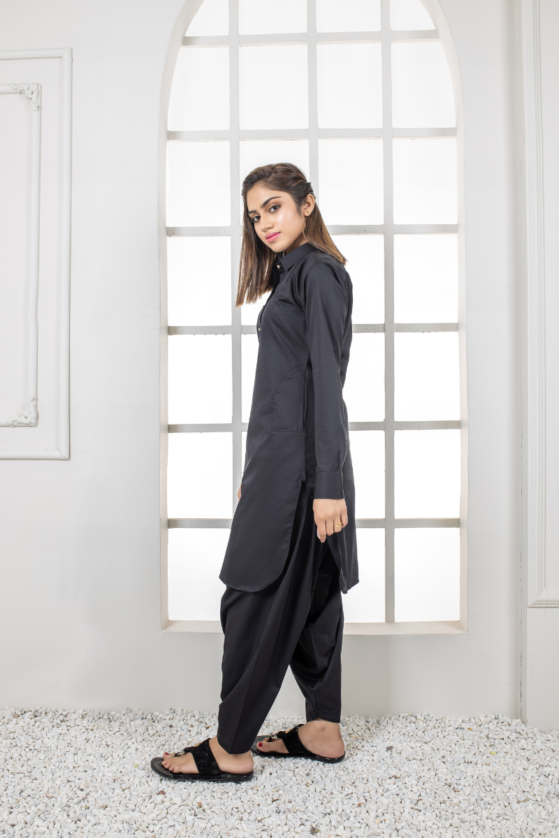 The Al Aris Black For Her