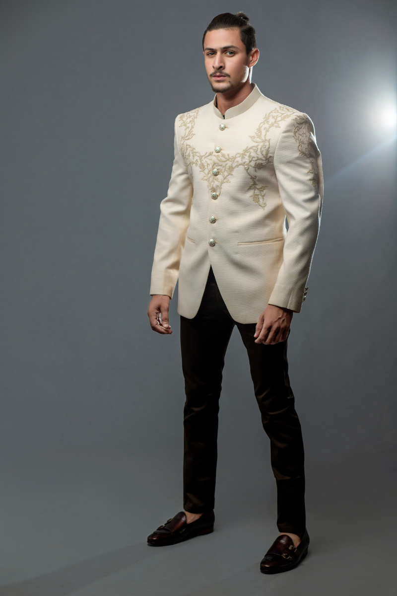 Exquisite Men’s Embroided Prince Coat