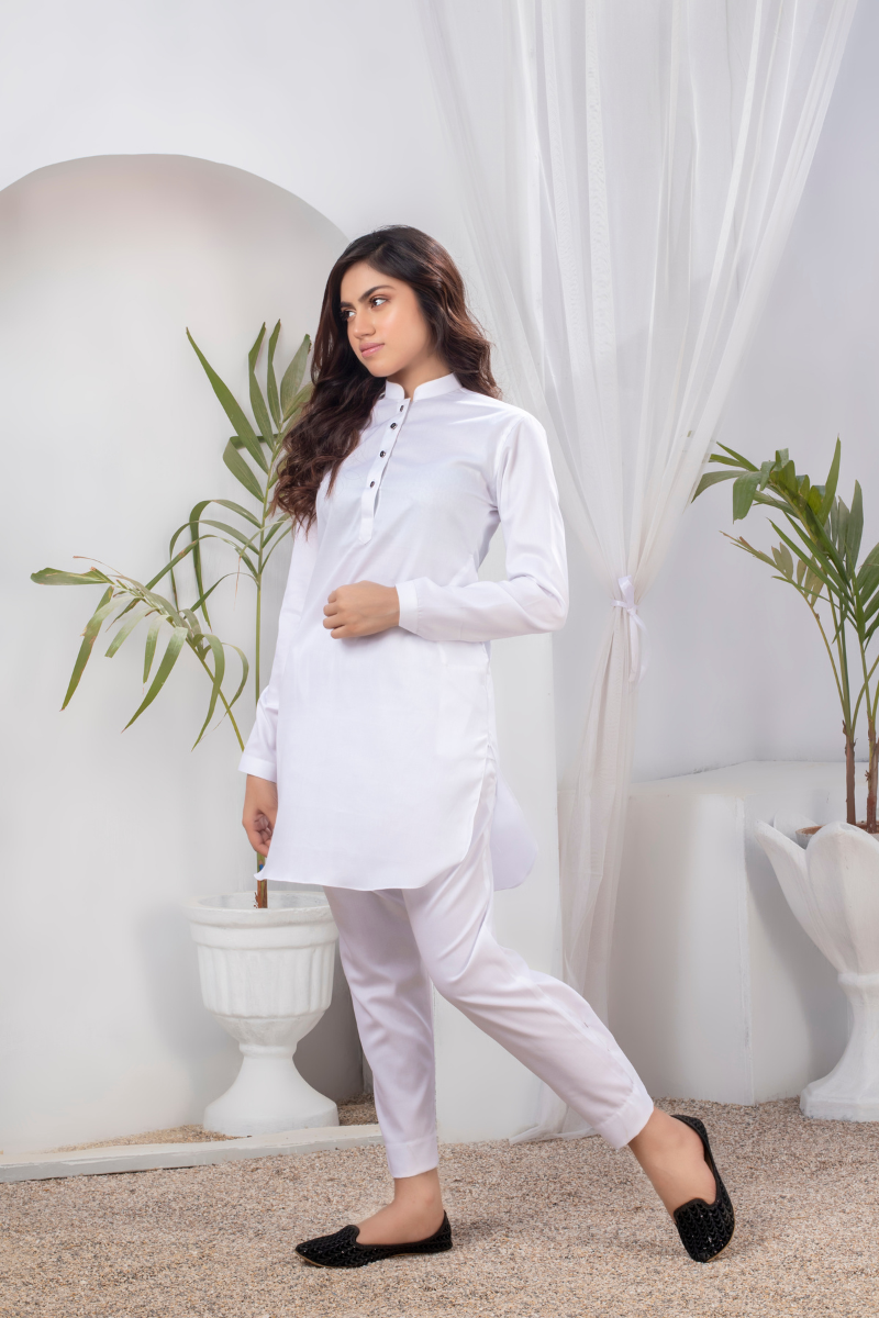 Classic White Kurta Pajama for Her