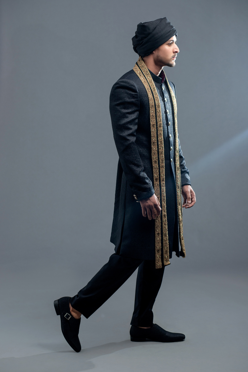 Exquisite Men’s Black Sherwani with embroidered Store