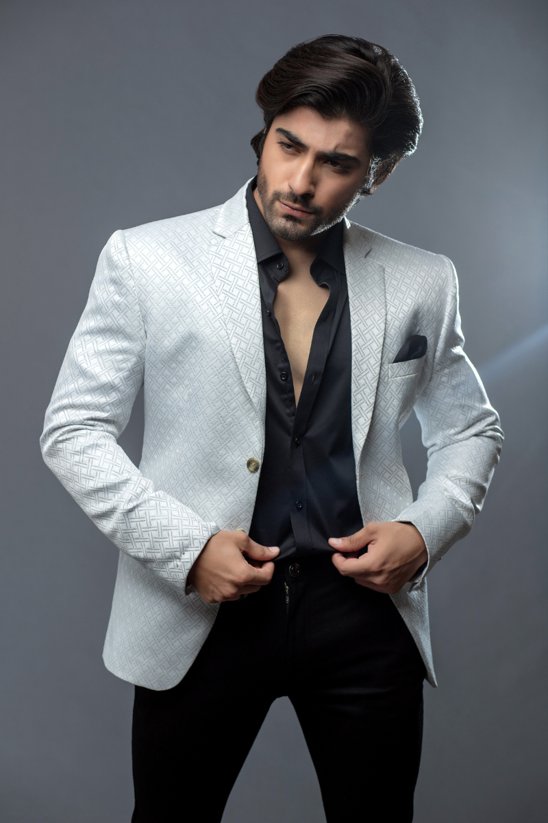 Exquisite White Textured Jacket