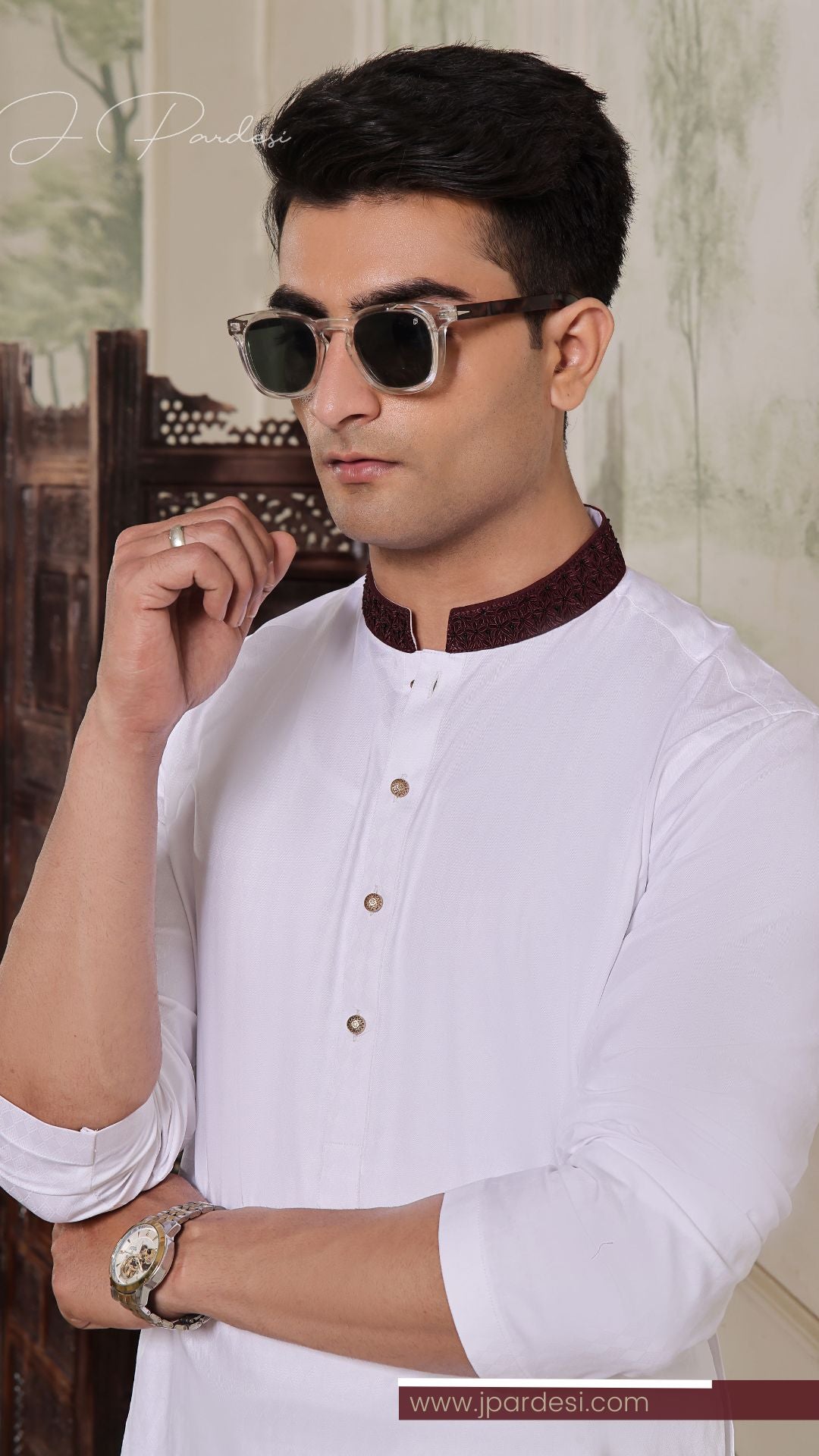 Dark Band Embroidered White Textured Kurta Festive Collection