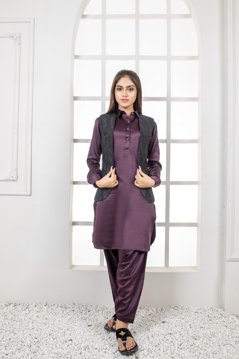 Al Aris Textured Black Waistcoat For Women