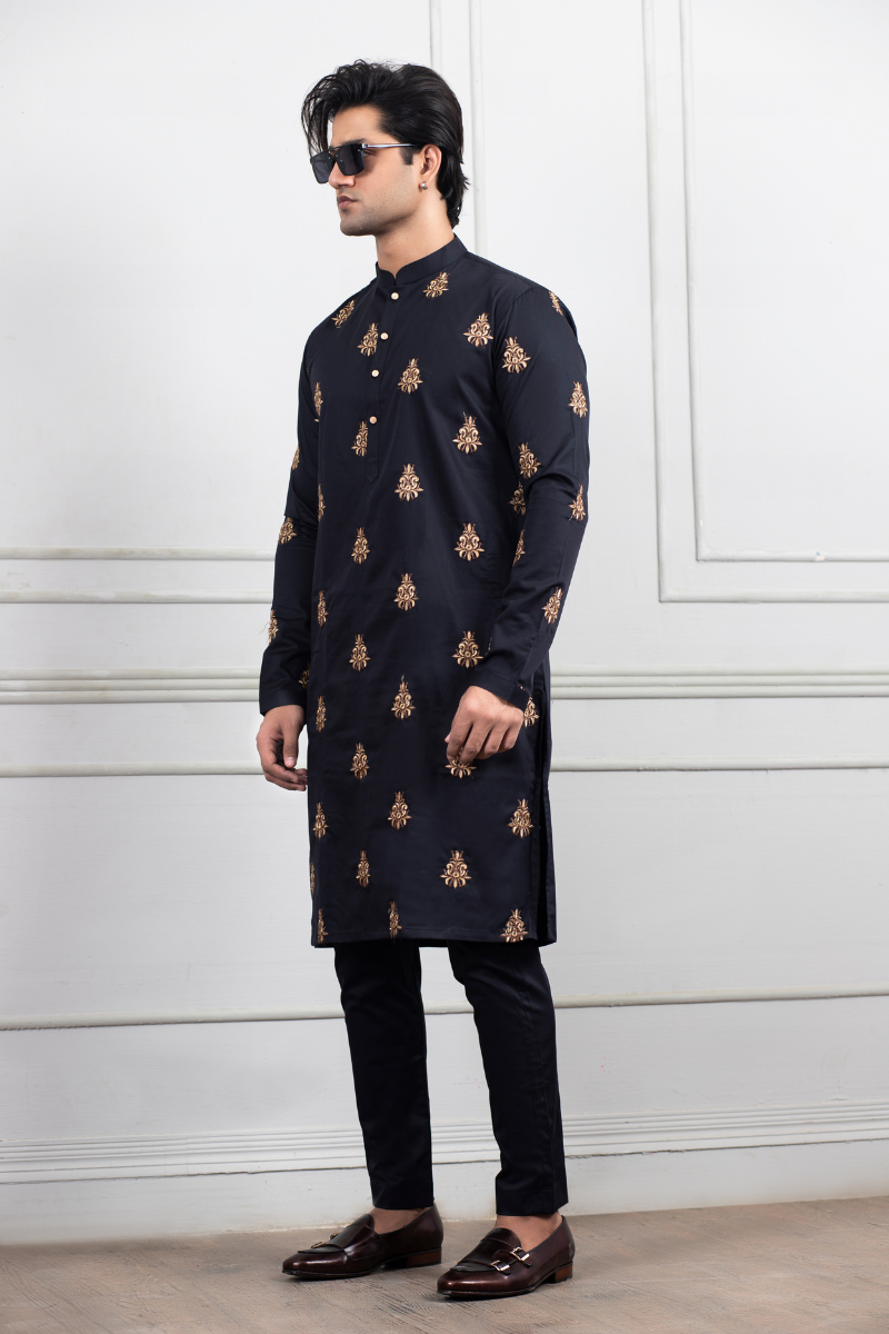 Black Embroidered Kurta Pajama