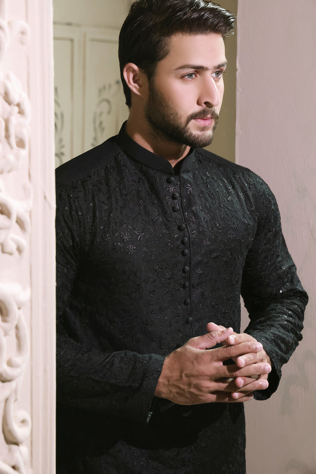 Black Embroidered Kurta