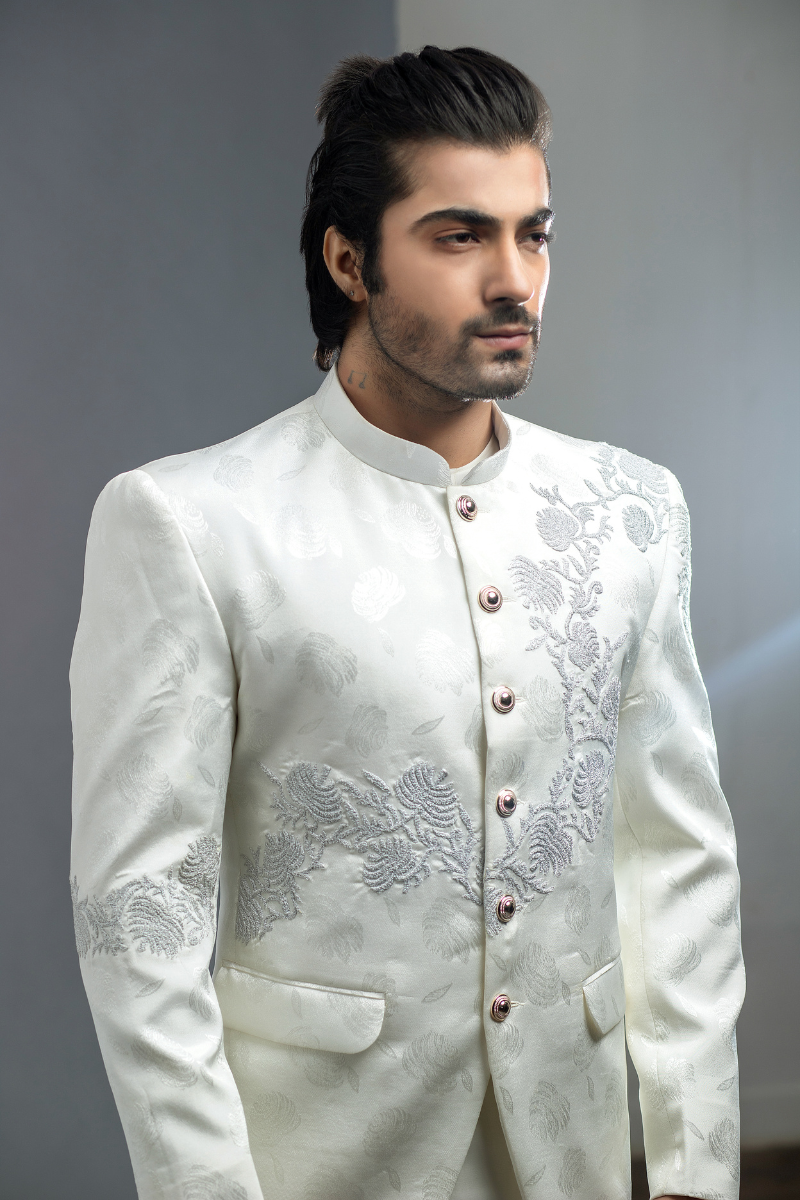 Exquisite Men’s Embroided Prince Coat