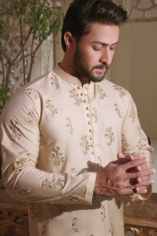 Beidge Floral Embroidered Kurta
